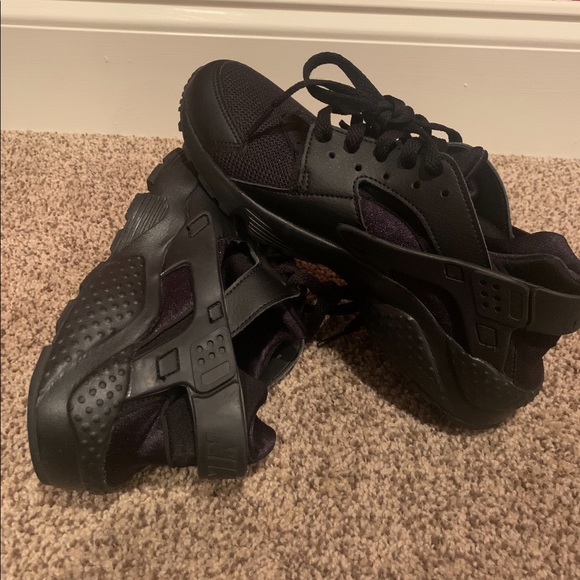 New! Nike Huaraches - Picture 1 of 3